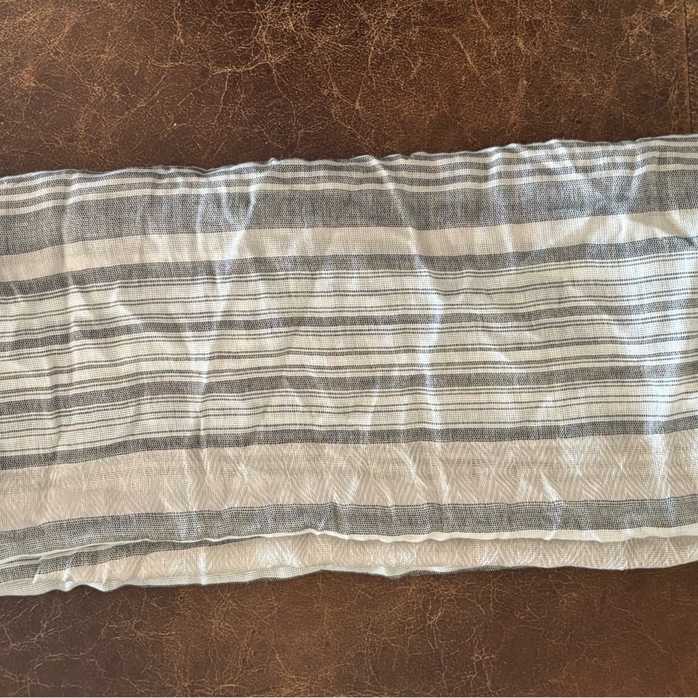 Infinity scarf - Picture 3 of 3
